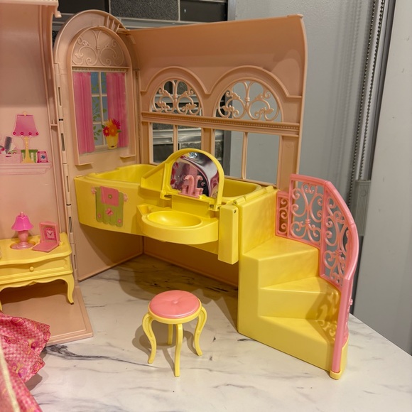 Vintage Mattel Barbie Bed & Bath Carry play set house folds up 1998 - Picture 4 of 16